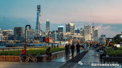 则以其奇特的魅力吸引着前来打卡